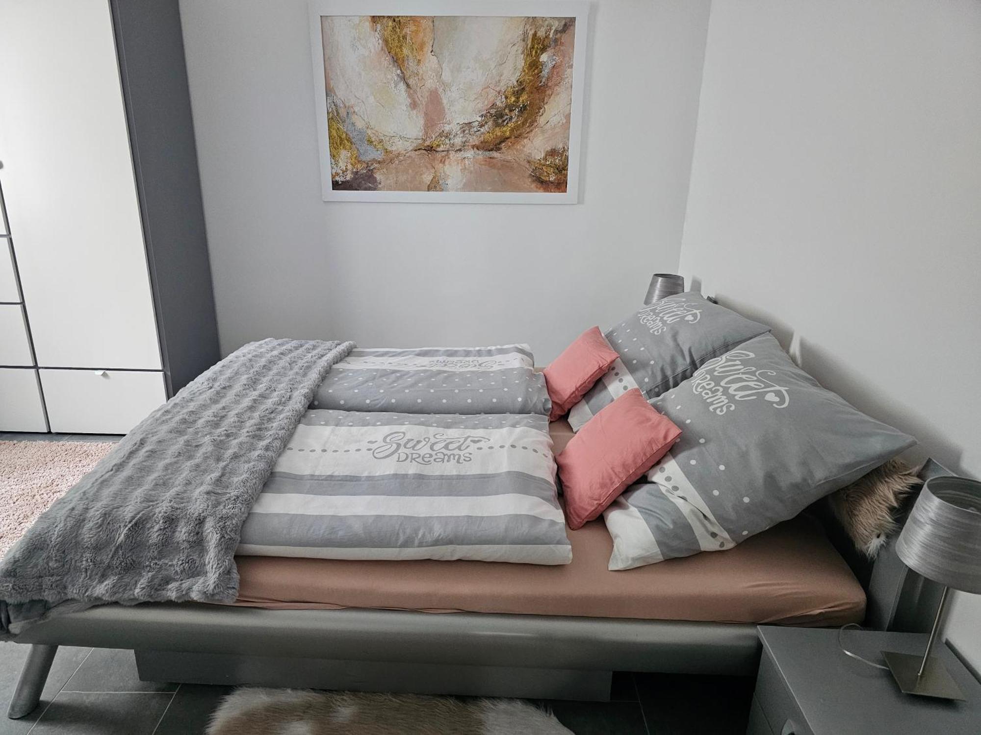 Warburg, Fewo "Sweet Home" 2,5 Zi- Eg-Separater Eingang - Parkplatz - Terasse- Komfortabel,Renoviert Bagian luar foto