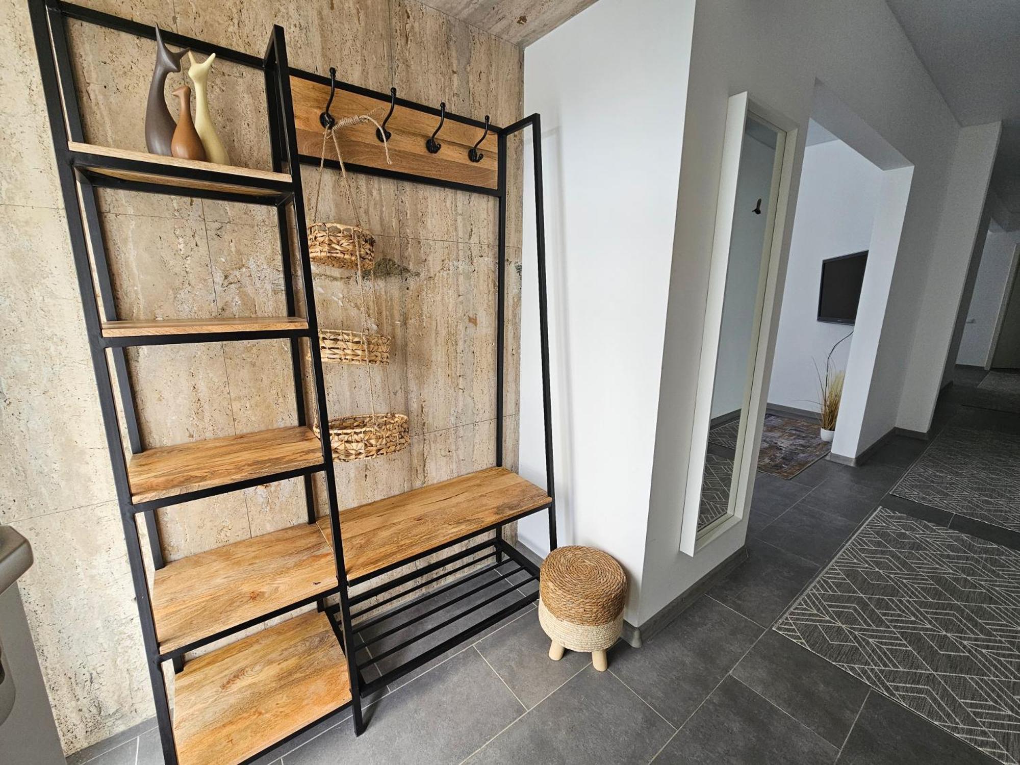 Warburg, Fewo "Sweet Home" 2,5 Zi- Eg-Separater Eingang - Parkplatz - Terasse- Komfortabel,Renoviert Bagian luar foto