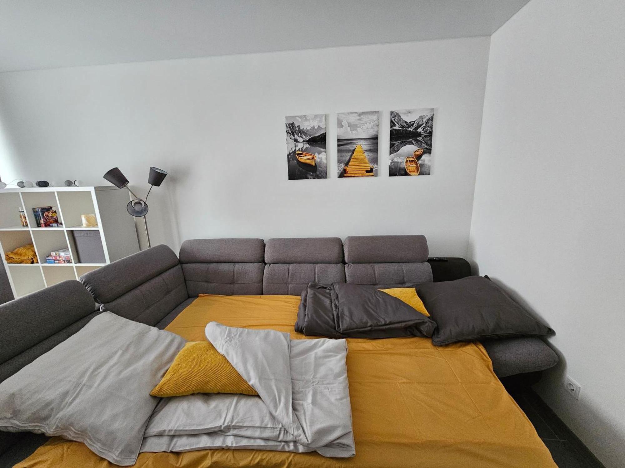 Warburg, Fewo "Sweet Home" 2,5 Zi- Eg-Separater Eingang - Parkplatz - Terasse- Komfortabel,Renoviert Bagian luar foto